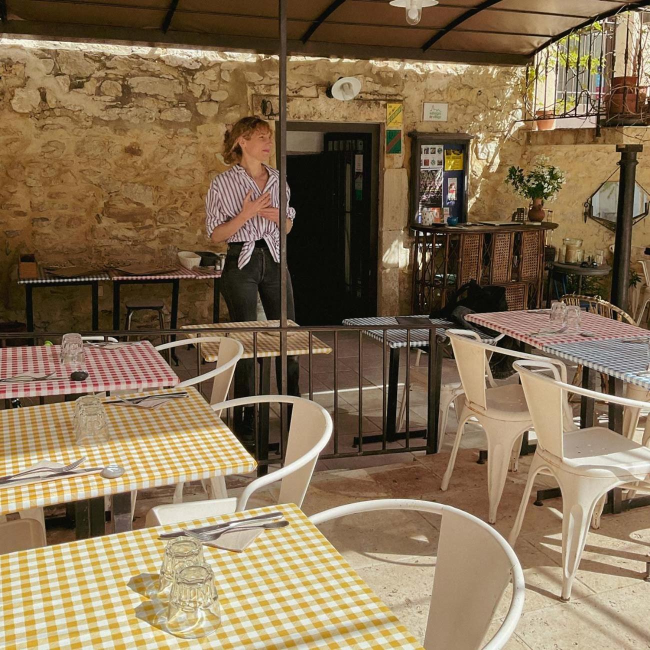 ホテル Chez Rosette De Lussan エクステリア 写真